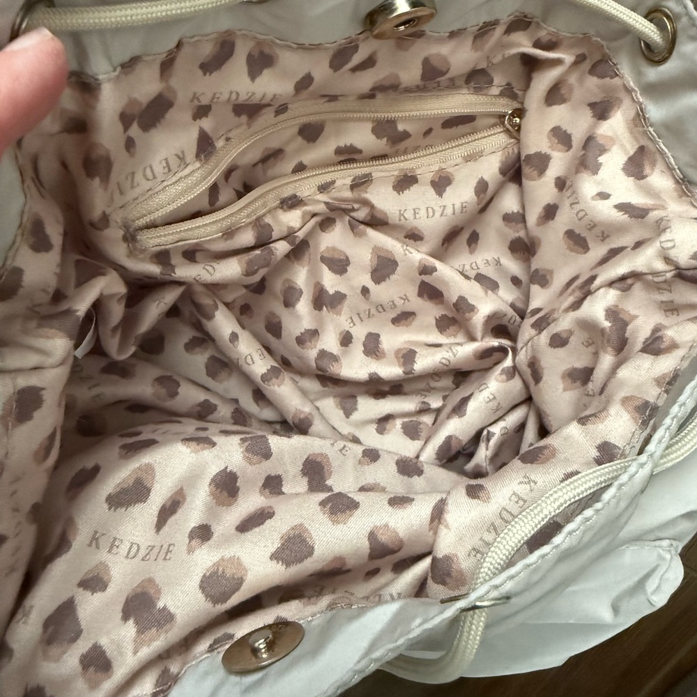 KEDZIE Aries Convertible Bucket Bag,  3-way bag with animal print lining. EUC! - Picture 3 of 6